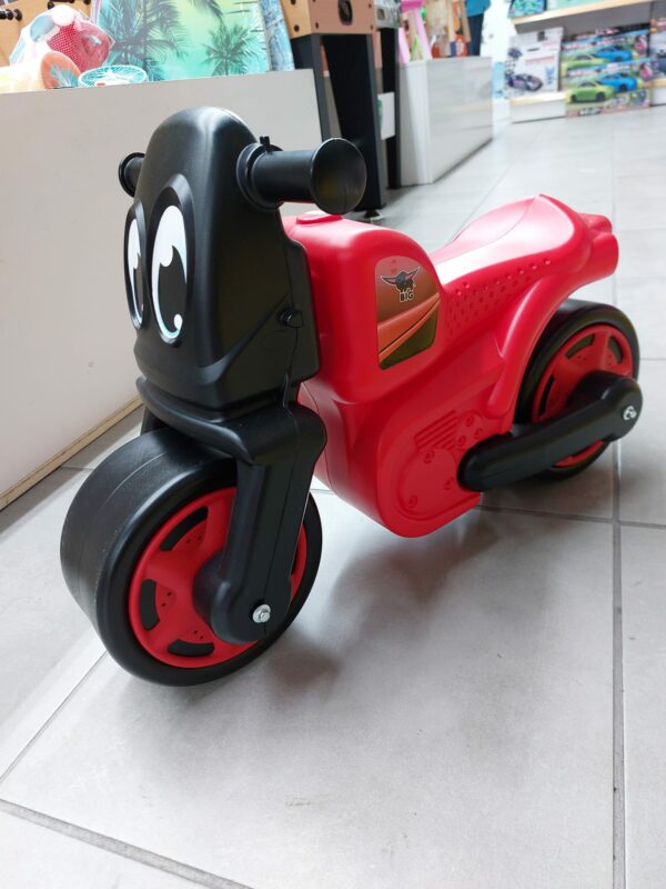 Moto giocattolo